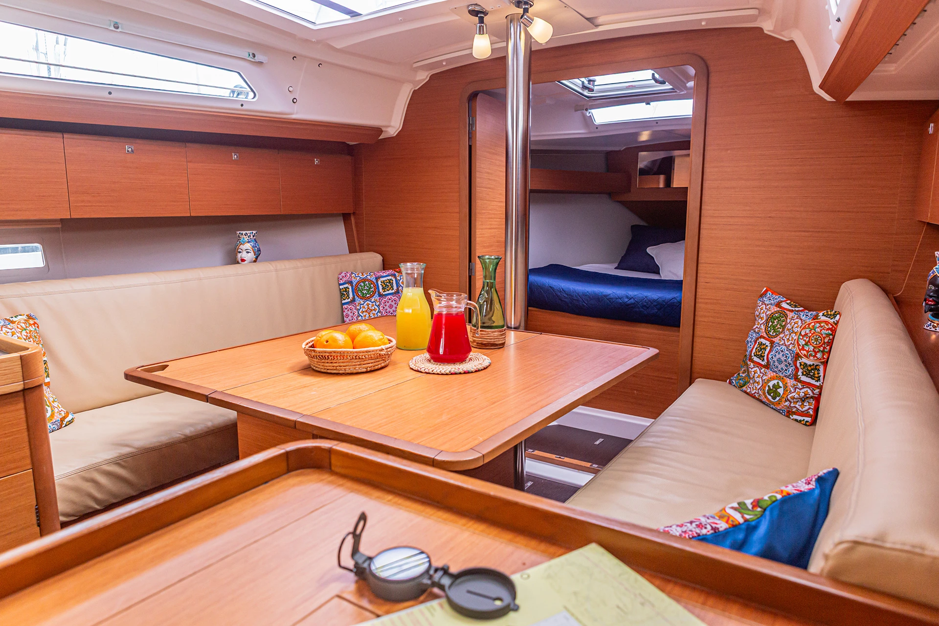 Dufour-360-GL-Smile-Planet-int-07 DUFOUR 360 GL Smile Planet Dufour 360 GL Smile Planet int 07