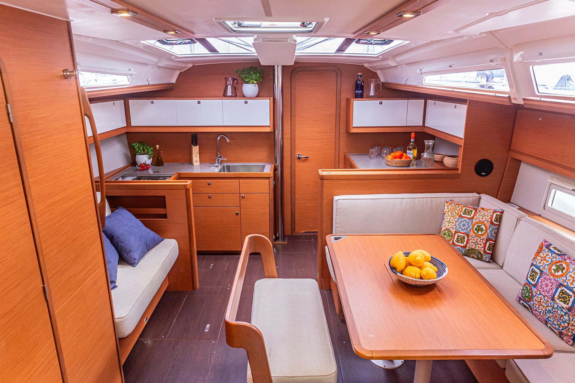 Dufour-430-Si-puo-fare-int-02 DUFOUR 430 Si Può Fare Dufour 430 Si puo fare int 02