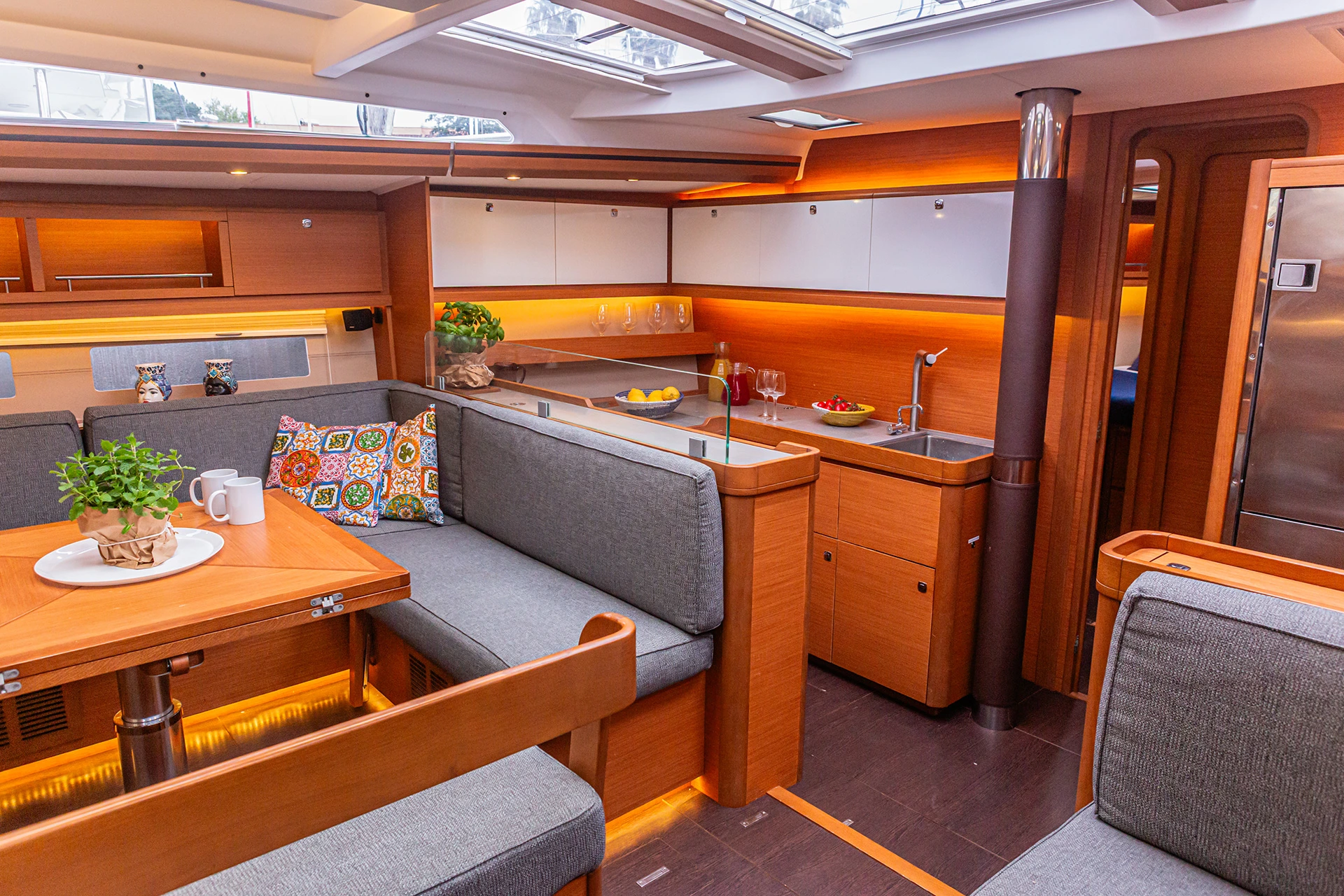 Dufour-56-Euphoria-Planet-int-06 DUFOUR 56 EX Euphoria Planet Dufour 56 Euphoria Planet int 06