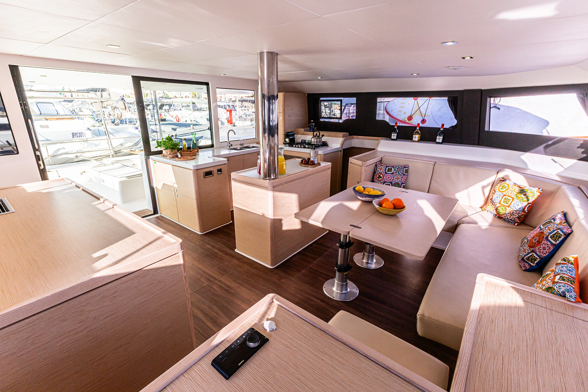 Dufour-catamaran-48-oblivion-planet-int-03 DUFOUR 48 CAT Oblivion Planet Dufour catamaran 48 oblivion planet int 03