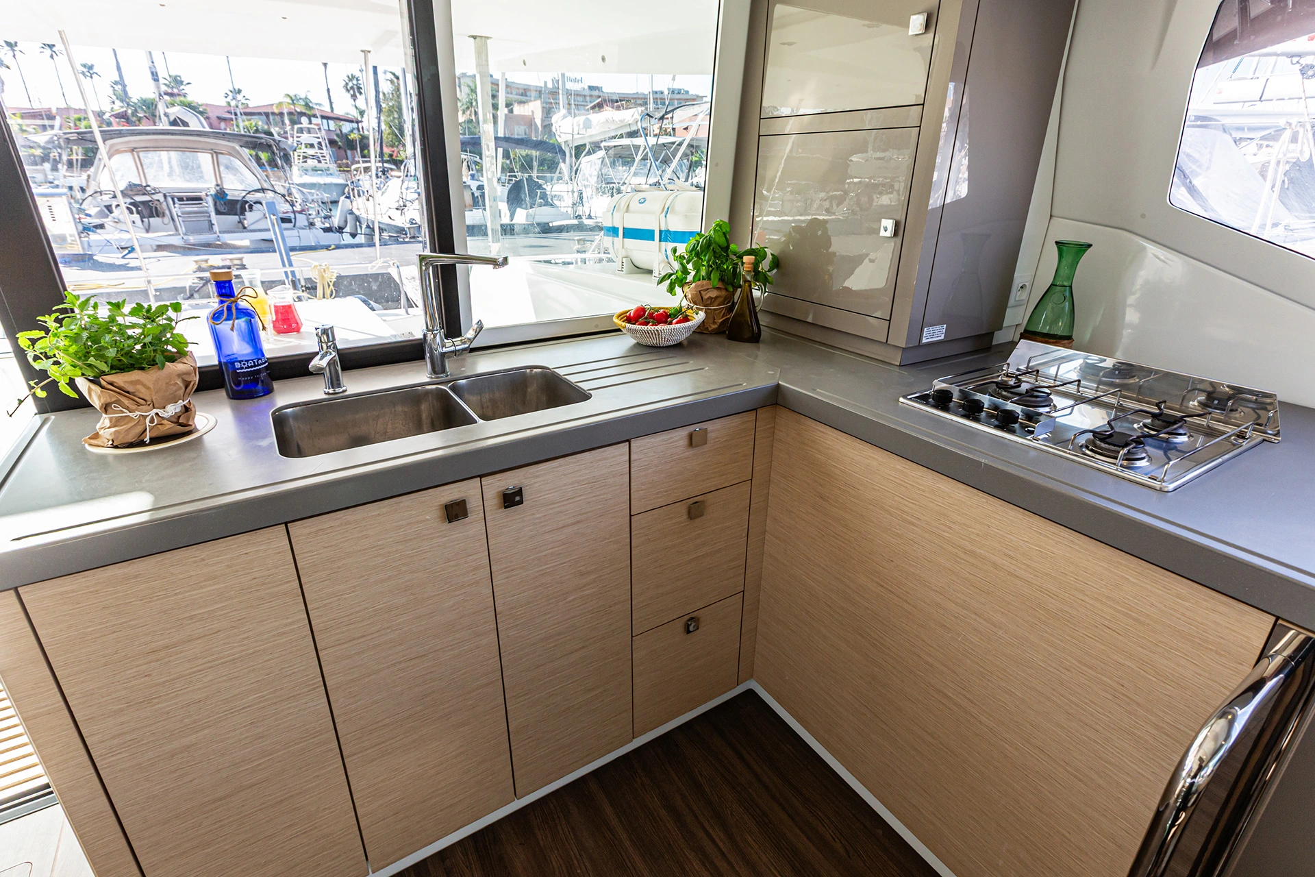 Lucia-40-Relax-Planet-int-03 LUCIA 40 Relax Planet Lucia 40 Relax Planet int 03